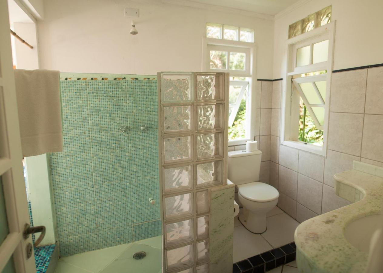 Velinn Pousada 8 Ilhas Ilhabela Bagian luar foto