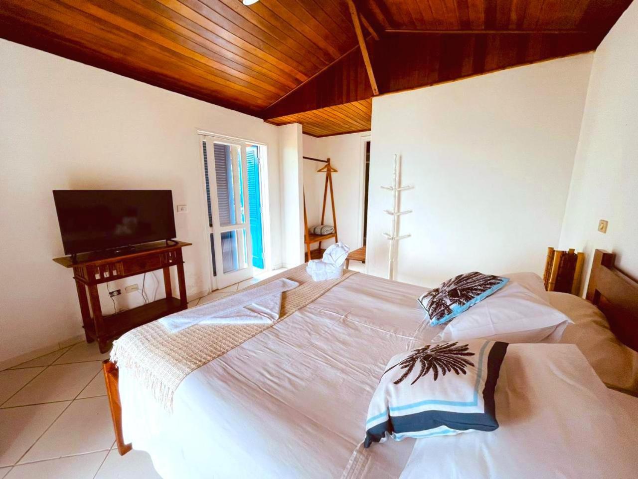 Velinn Pousada 8 Ilhas Ilhabela Bagian luar foto